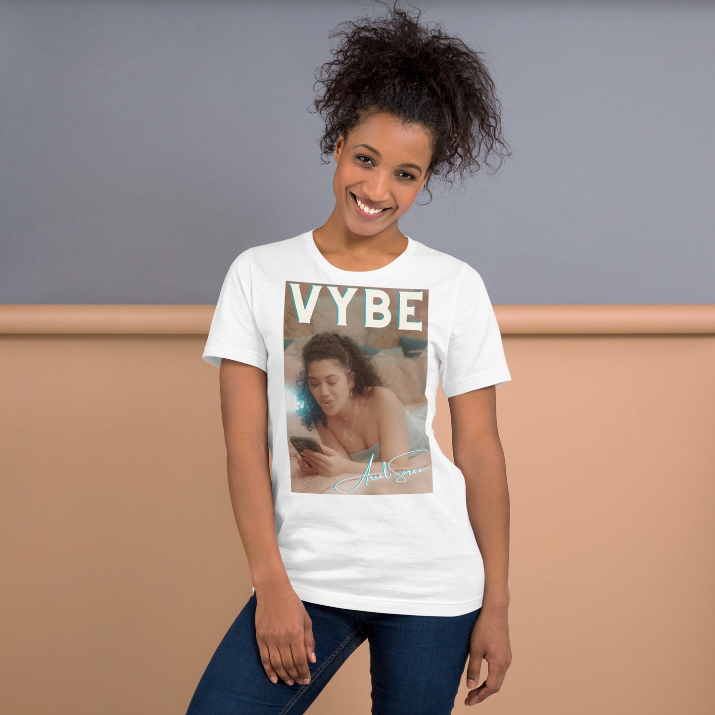 Unisex T-shirt - Vybe Graphic